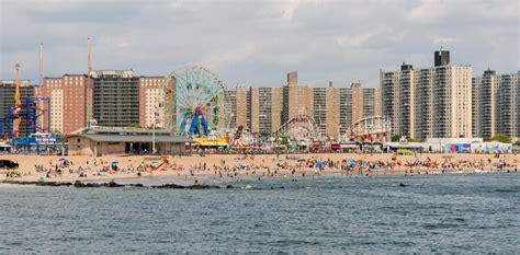 hay playa en nueva york